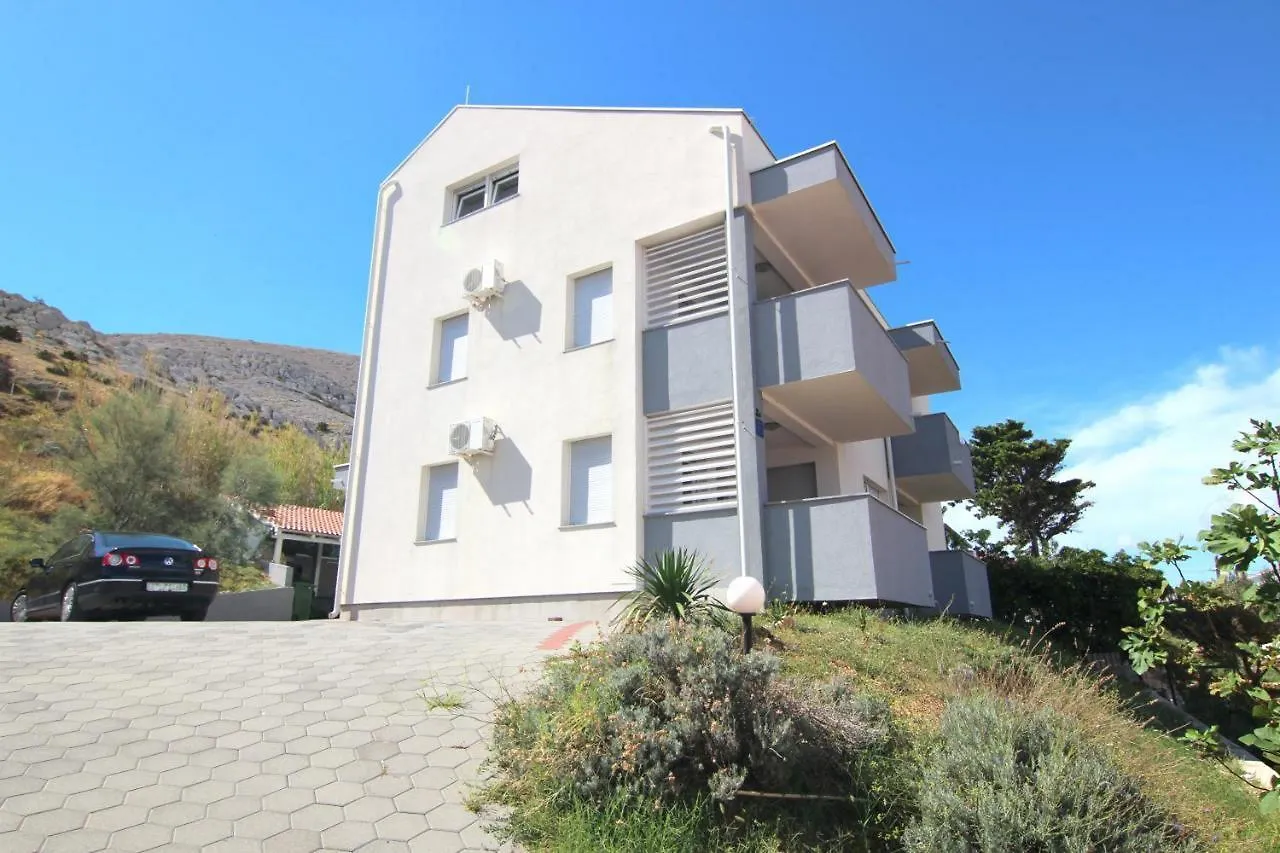 Apartments Sv. Jelena 2 Паг