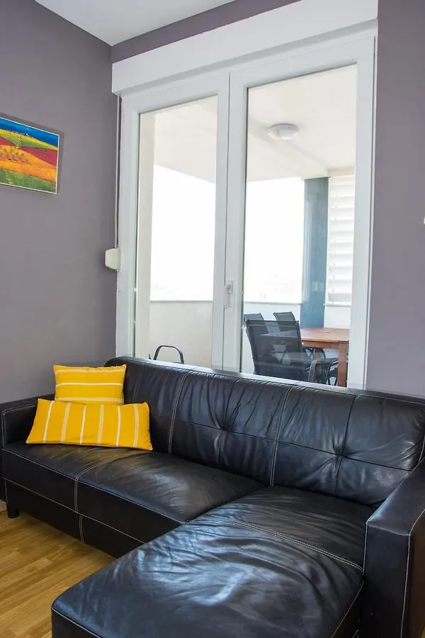 Apartments Sv. Jelena 2 Паг